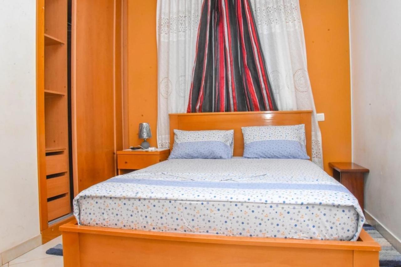 Paris Hotel Praia Esterno foto